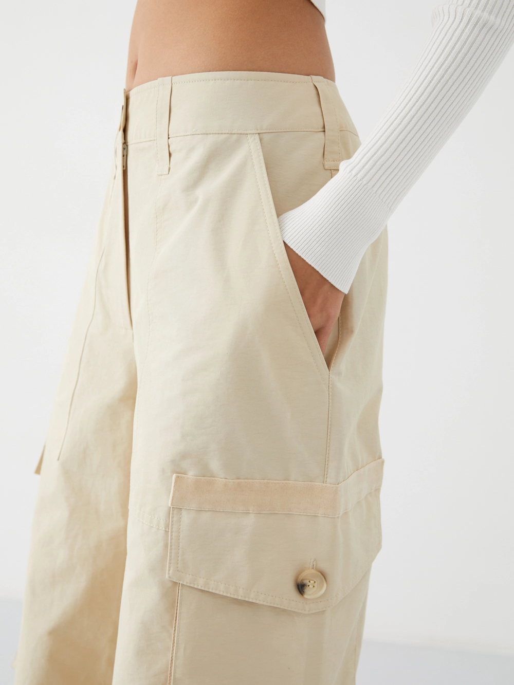 картинка брюки карго из хлопка от магазина Solo-U.ru
