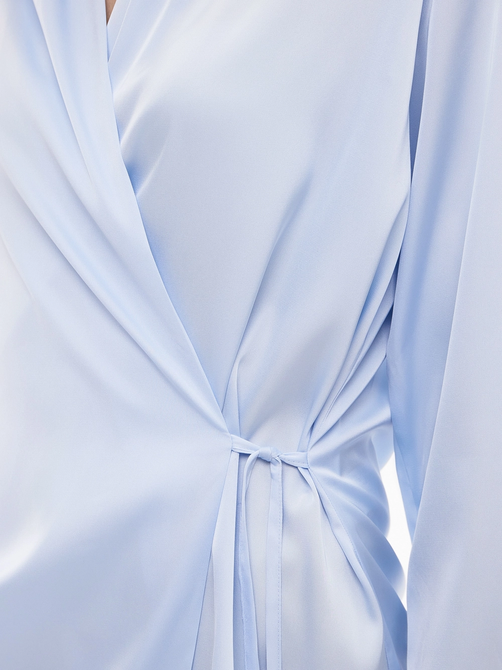 картинка блузка на запах от магазина Solo-U.ru