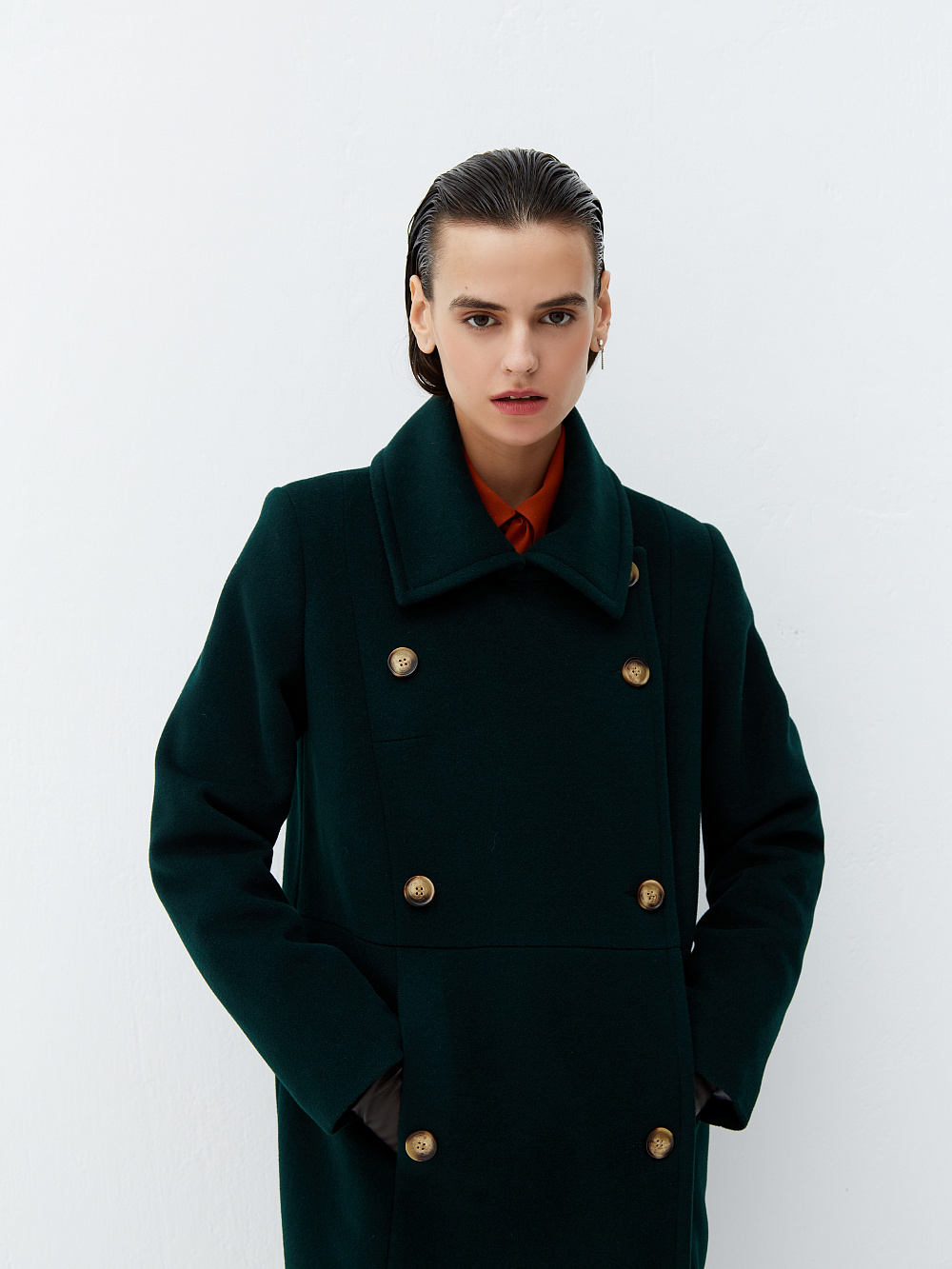 картинка пальто двубортное из шерсти от магазина Solo-U.ru